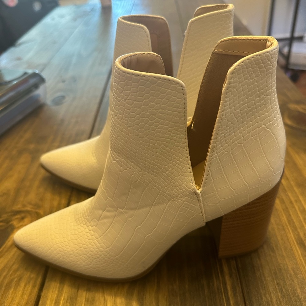 Pink Lily White Booties!